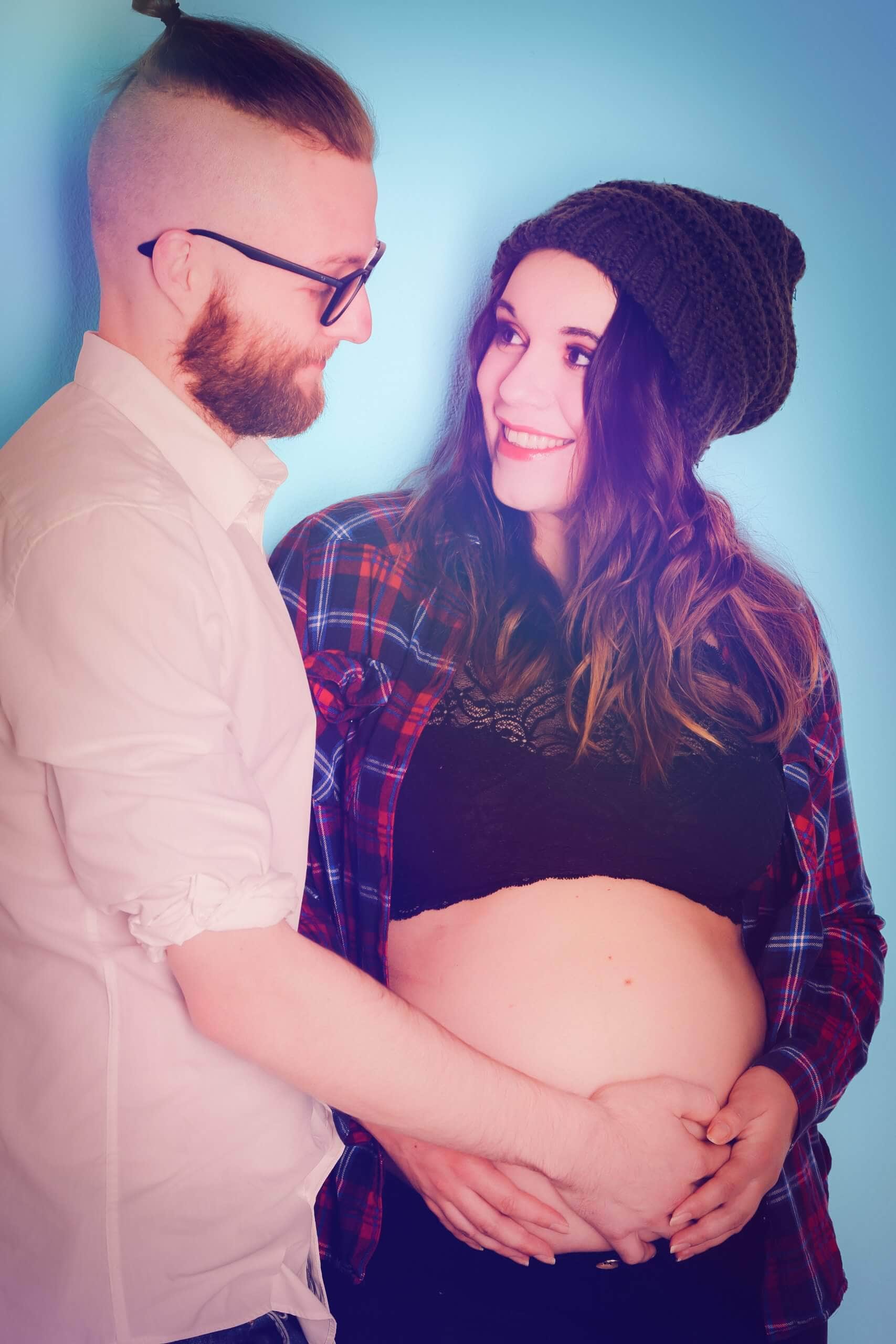 Babybauchshooting Hamburg im Fotostudio