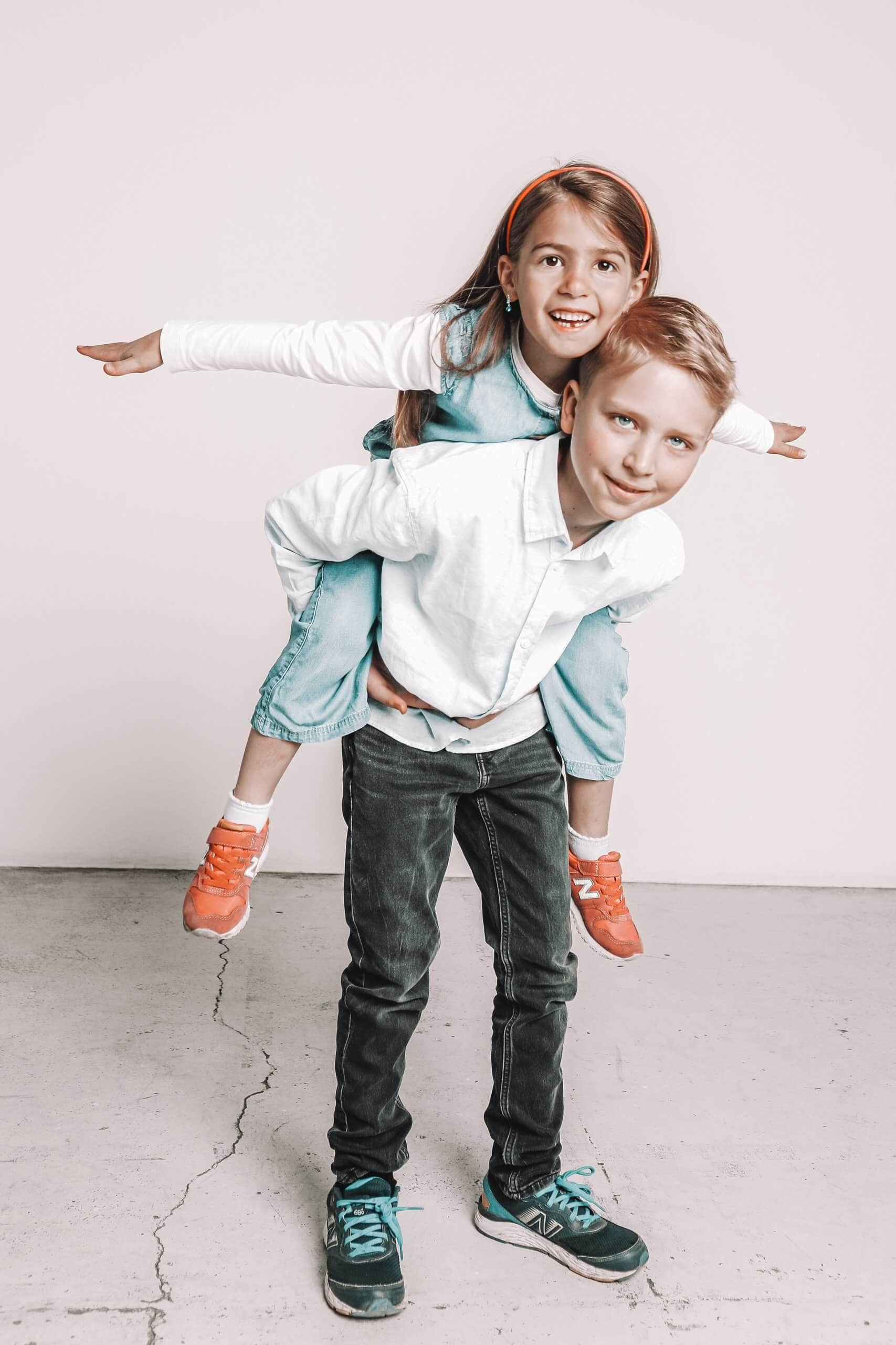 Kindergartenfoto Hamburg natürliches Kinderportrait