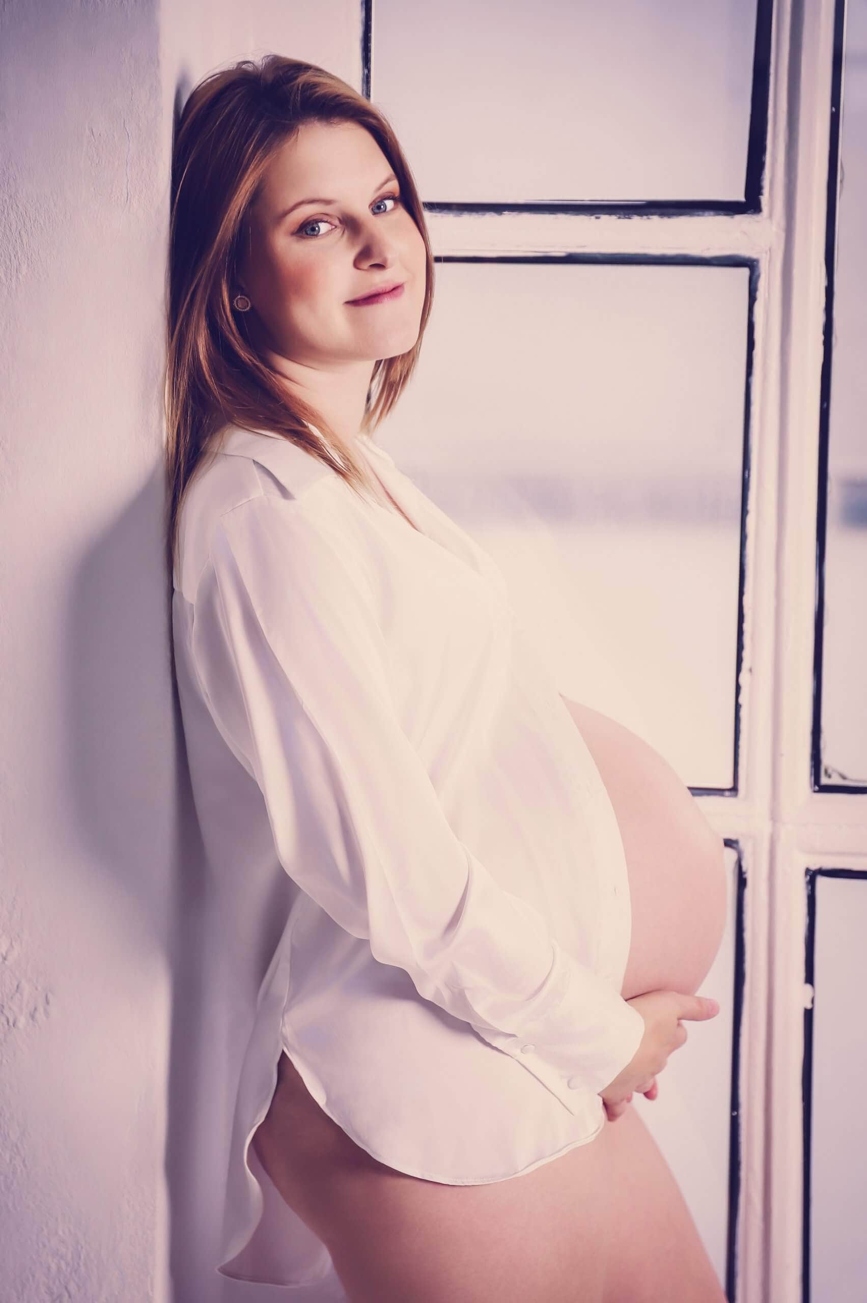 Babybauchfoto Hamburg im Fotostudio